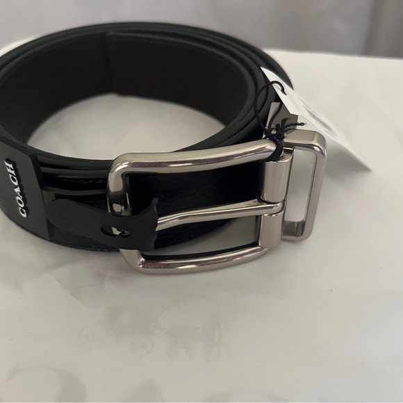Men’s Coach Black Leather Belt Timeless Elegance - Picture 1 of 2